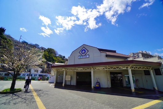 JR横須賀駅
